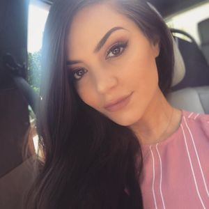 Meet your Posher, Leanne